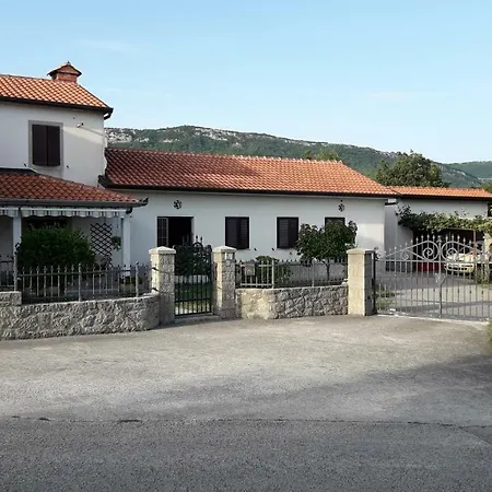 Apartman Nevia Apartmán *